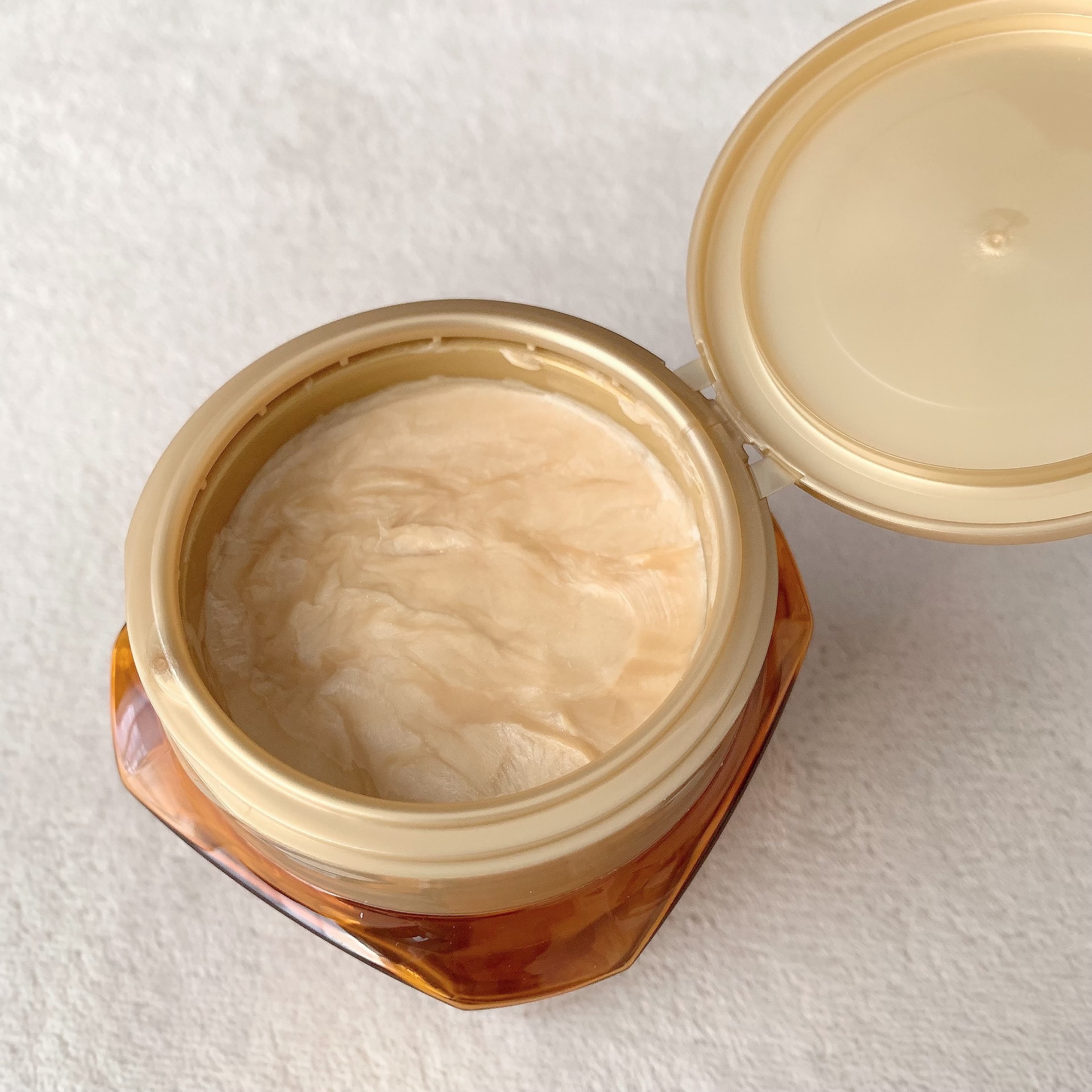 エクストラオーディナリー オイル ヘアマスク/ロレアル パリ/ヘアマスク・ヘアパックを使ったクチコミ（2枚目）