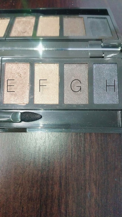 グラマラスリッチ アイパレット (クリスマスコフレ 2018)/Visée/メイクアップキットを使ったクチコミ(3枚目)