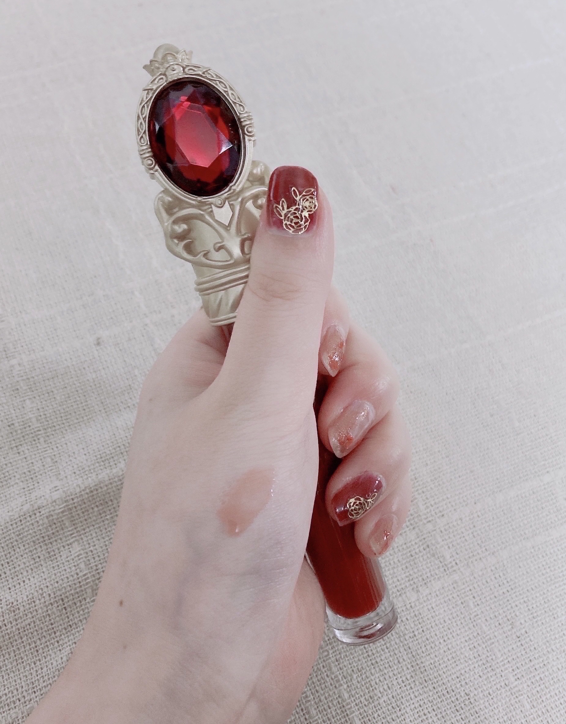 1番コフレ ディズニー ツイステッドワンダーランド/BANDAI SPIRITS/単色アイシャドウを使ったクチコミ（2枚目）