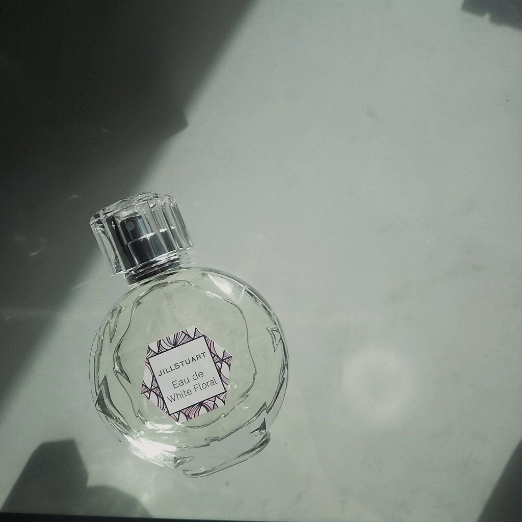 ジルスチュアート オード ホワイトフローラル/JILL STUART/香水(レディース)を使ったクチコミ（1枚目）