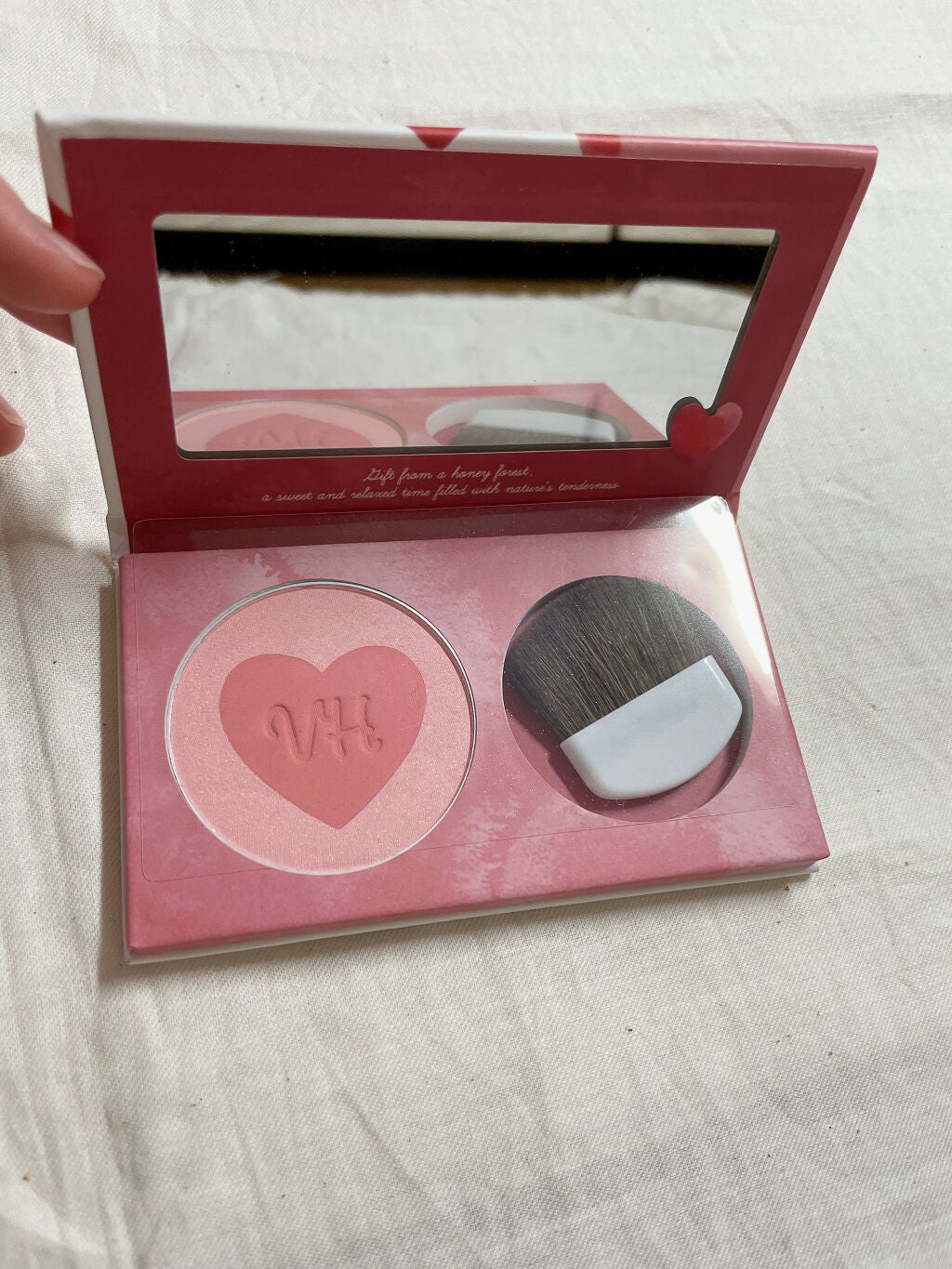 ワンダーハニー ハートフルなピュアチーク/VECUA Honey/パウダーチークを使ったクチコミ(2枚目)