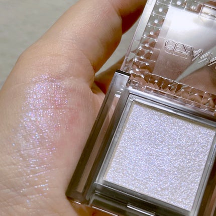 シングルシャイニーアイシャドウ/CEZANNE/アイシャドウを使ったクチコミ(6枚目)