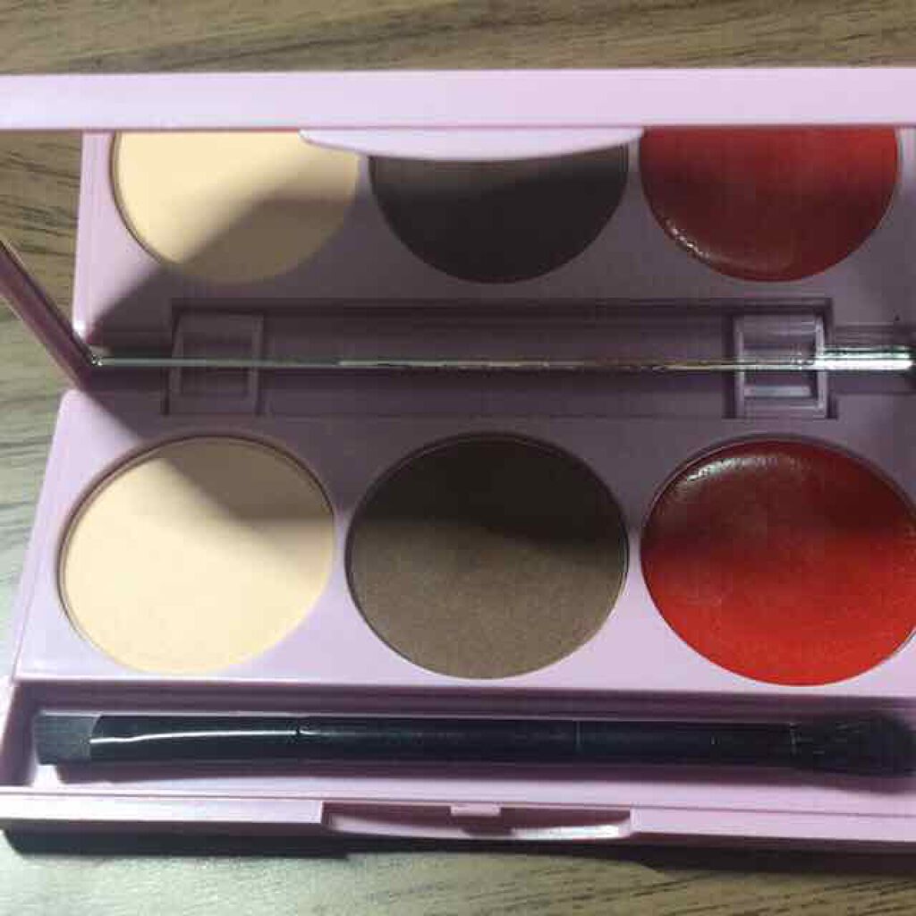 コンパクトマルチフルメイクパレット/CharMe/マルチパレットを使ったクチコミ(3枚目)