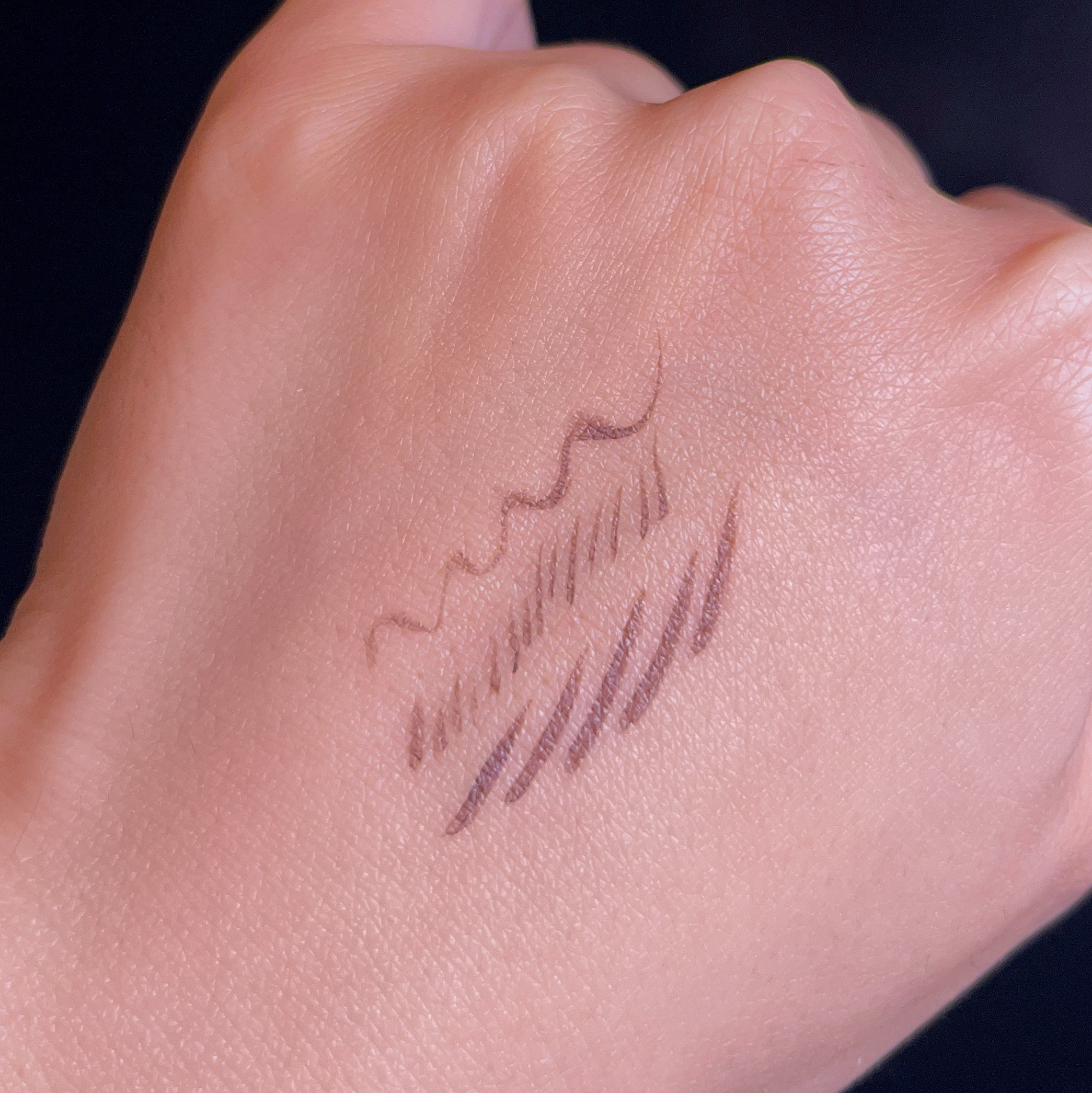 リキッドアイライナー  グレー(Gray)/3650/リキッドアイライナーを使ったクチコミ（3枚目）