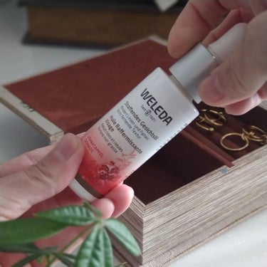 WELEDA ざくろ フェイシャルオイルのクチコミ「˗ˏˋ ハリ・弾力のある輝く肌に⚘ ˎˊ˗

【WELEDA】
ざくろフェイシャルオイル

ざ.....」（2枚目）