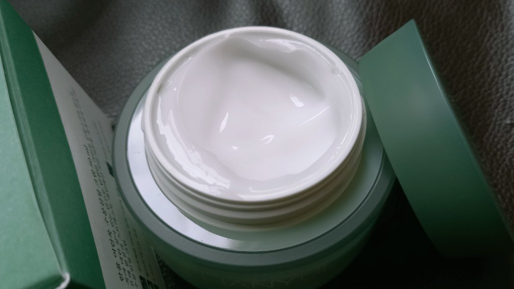 ピュアアルテミシア カーミングウォータークリーム/HANYUL(ハンユル)/フェイスクリームを使ったクチコミ（2枚目）