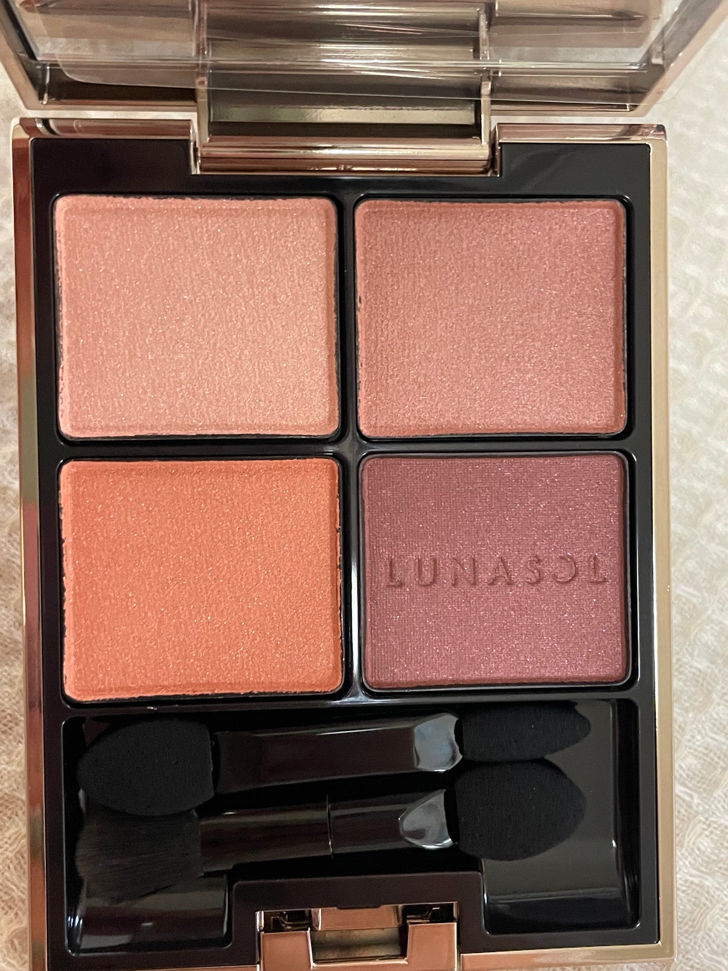 アイカラーレーション/LUNASOL/アイシャドウパレットを使ったクチコミ(2枚目)