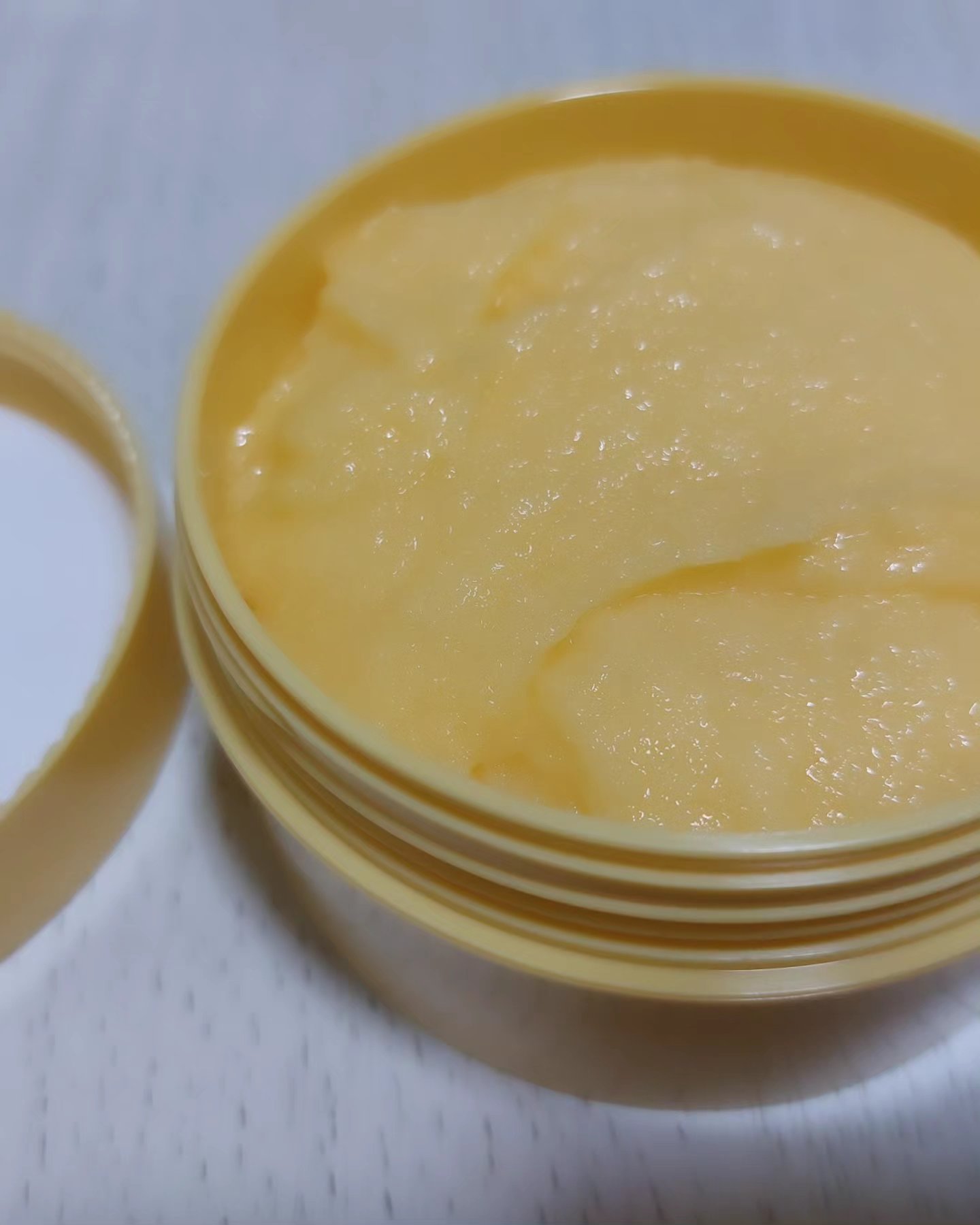 Q+Me スウィートボムタラソスクラブレモンティーの香り 180g/AGARISM/バストケア・ヒップケアを使ったクチコミ（3枚目）