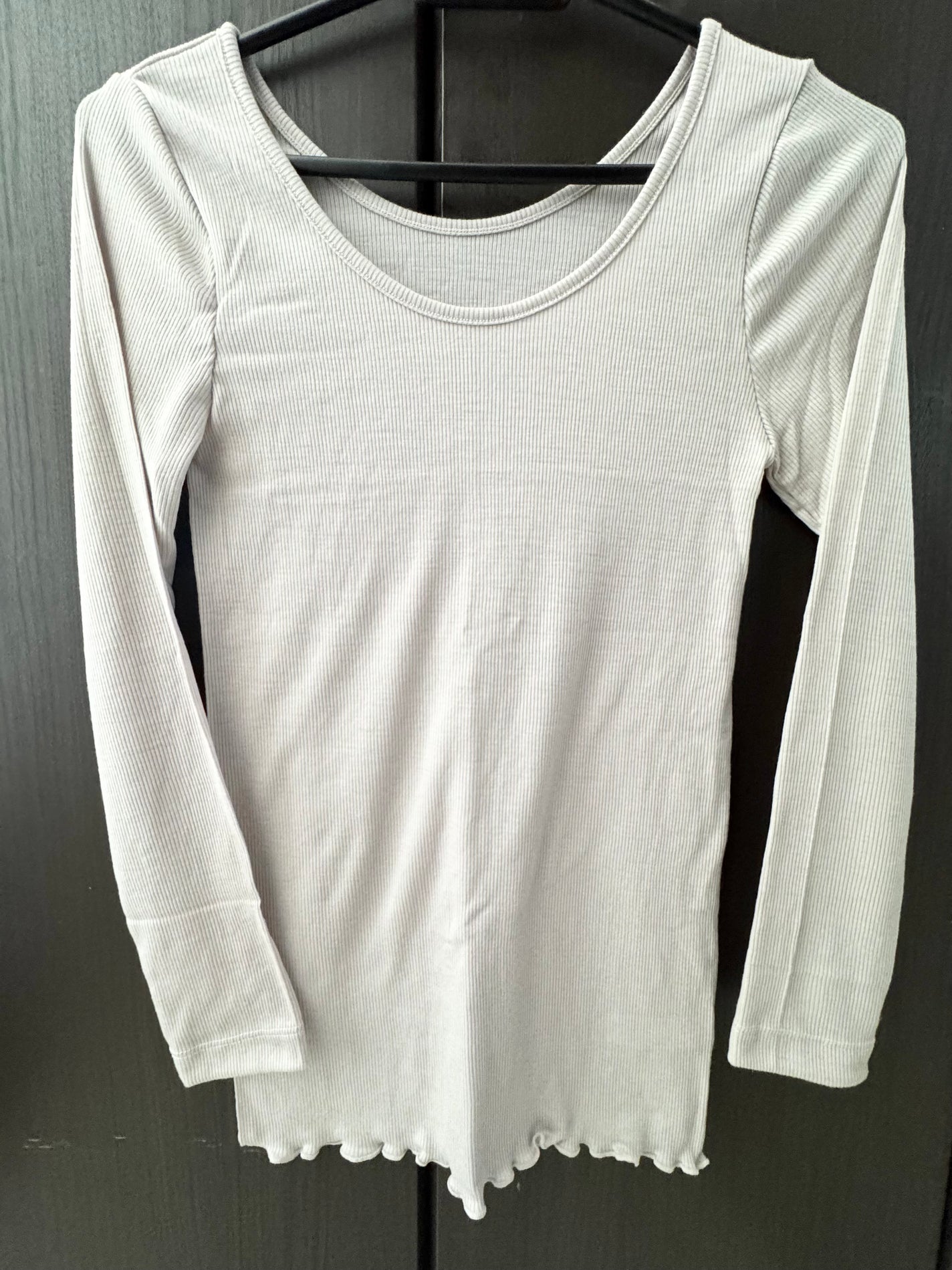 はっぱ*フォロバ100 on LIPS 「【luxebymujyu】メリノウール100%リブプルオーバー..」(1枚目)