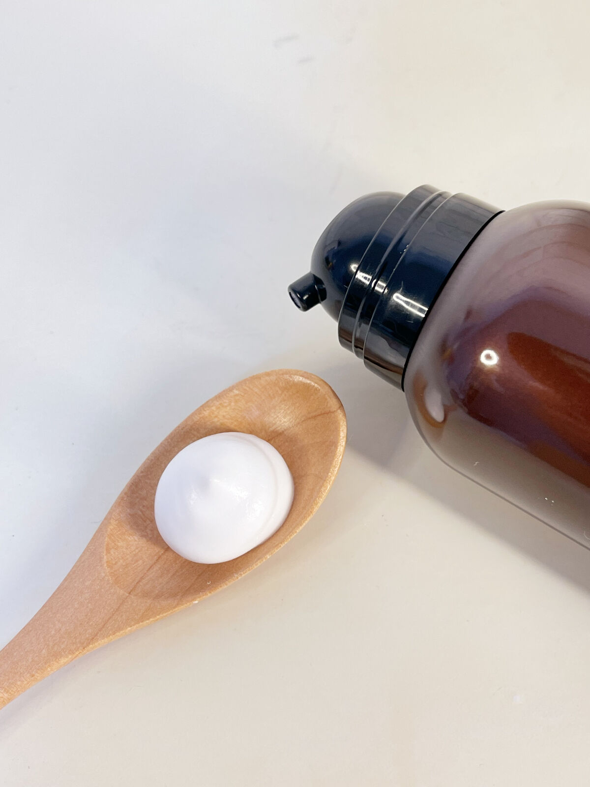 スパークリングオイル クレンジング＆シャンプー ブラック /Le ment/市販シャンプーを使ったクチコミ（2枚目）