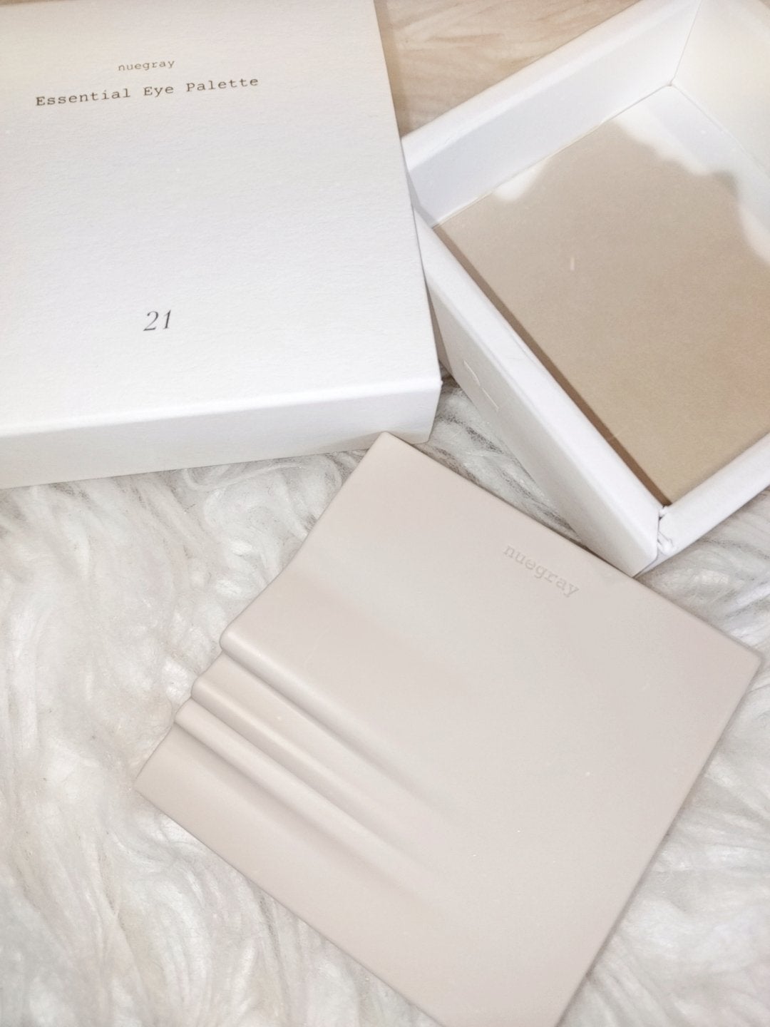エッセンシャルアイパレット/nuegray/アイシャドウパレットを使ったクチコミ(7枚目)