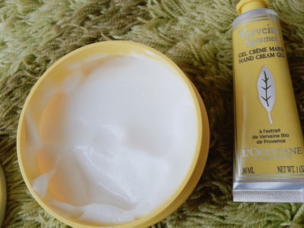 シトラスヴァーベナ フラッペボディクリーム/L'OCCITANE/ボディクリームを使ったクチコミ(3枚目)