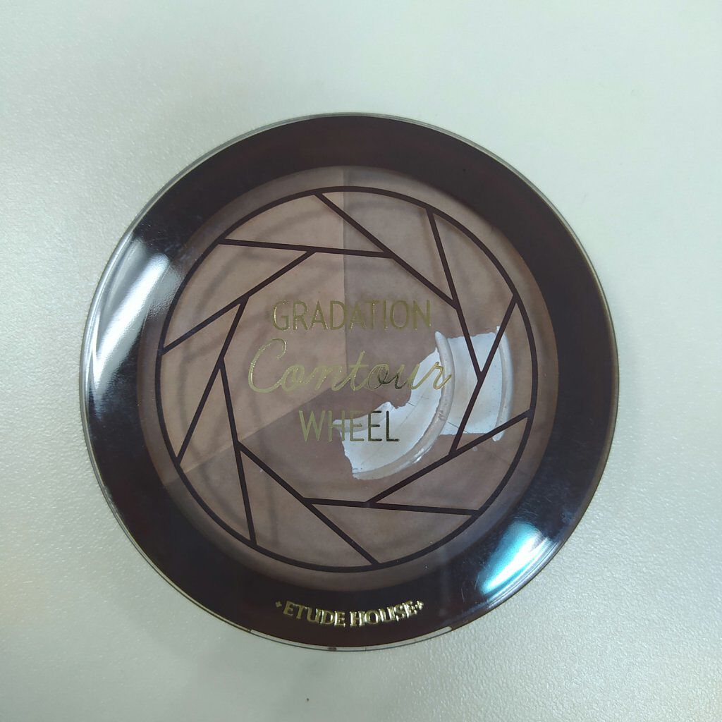 popoです on LIPS 「よく使ってるETUDEのグラデーションです。色味はちょっと黄色..」(1枚目)