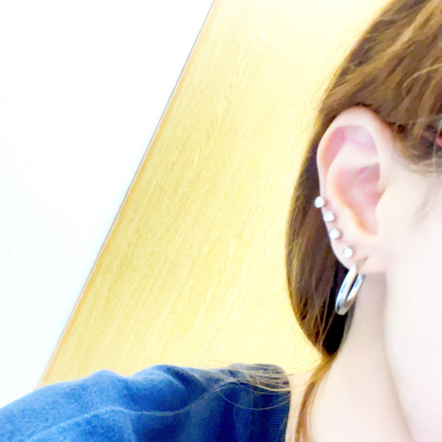 あきな on LIPS 「SHEINピアッサー4個入り換えのピアス付きドラストでピアッサ..」(1枚目)