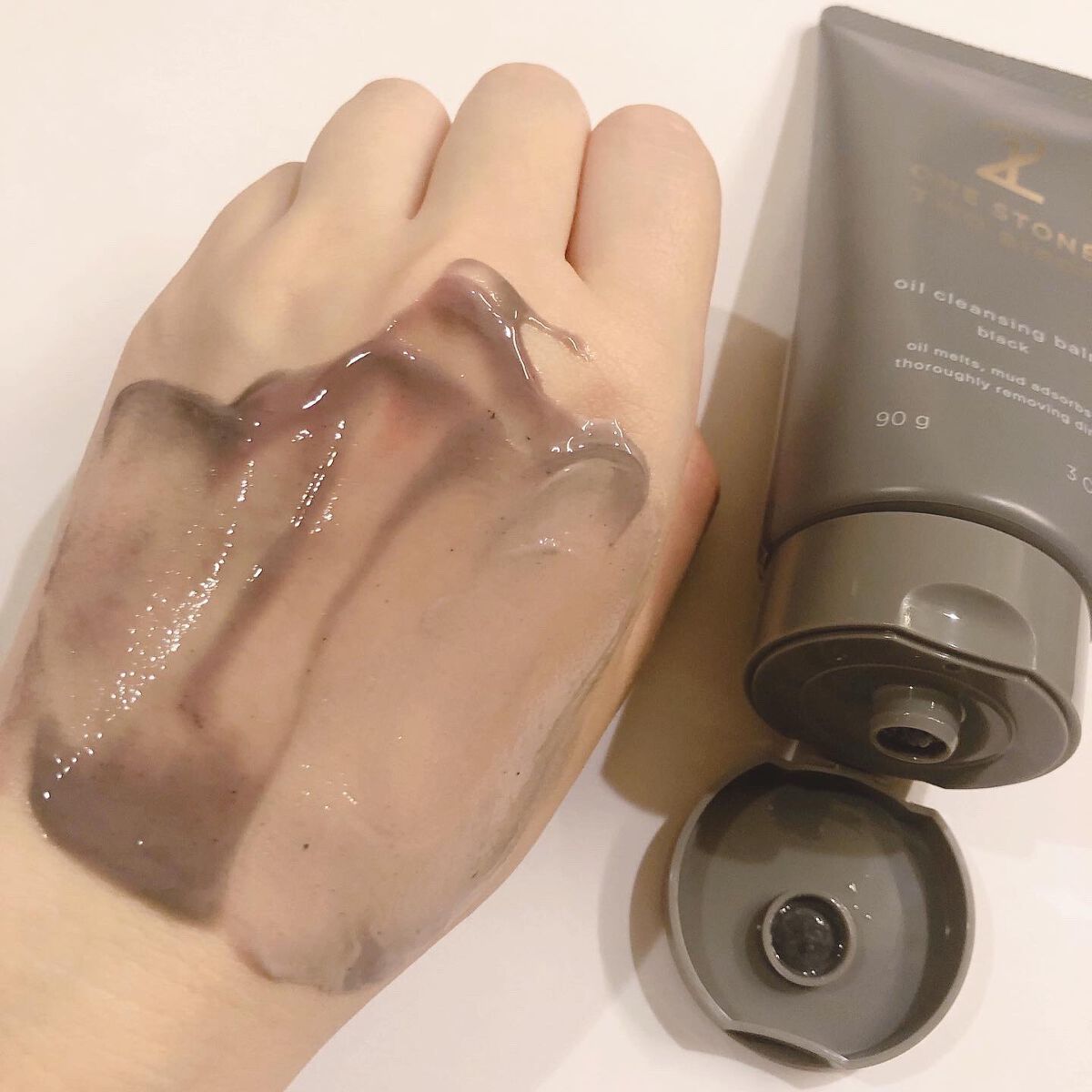 オイルクレンジングバーム ブラック/ONE STONE TWO BIRDS/クレンジングバームを使ったクチコミ（3枚目）