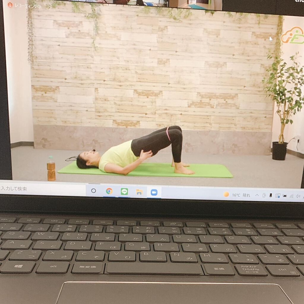 saaa on LIPS 「.先月おうちでオンラインで参加出来るいえフィットでレッスンしま..」(3枚目)