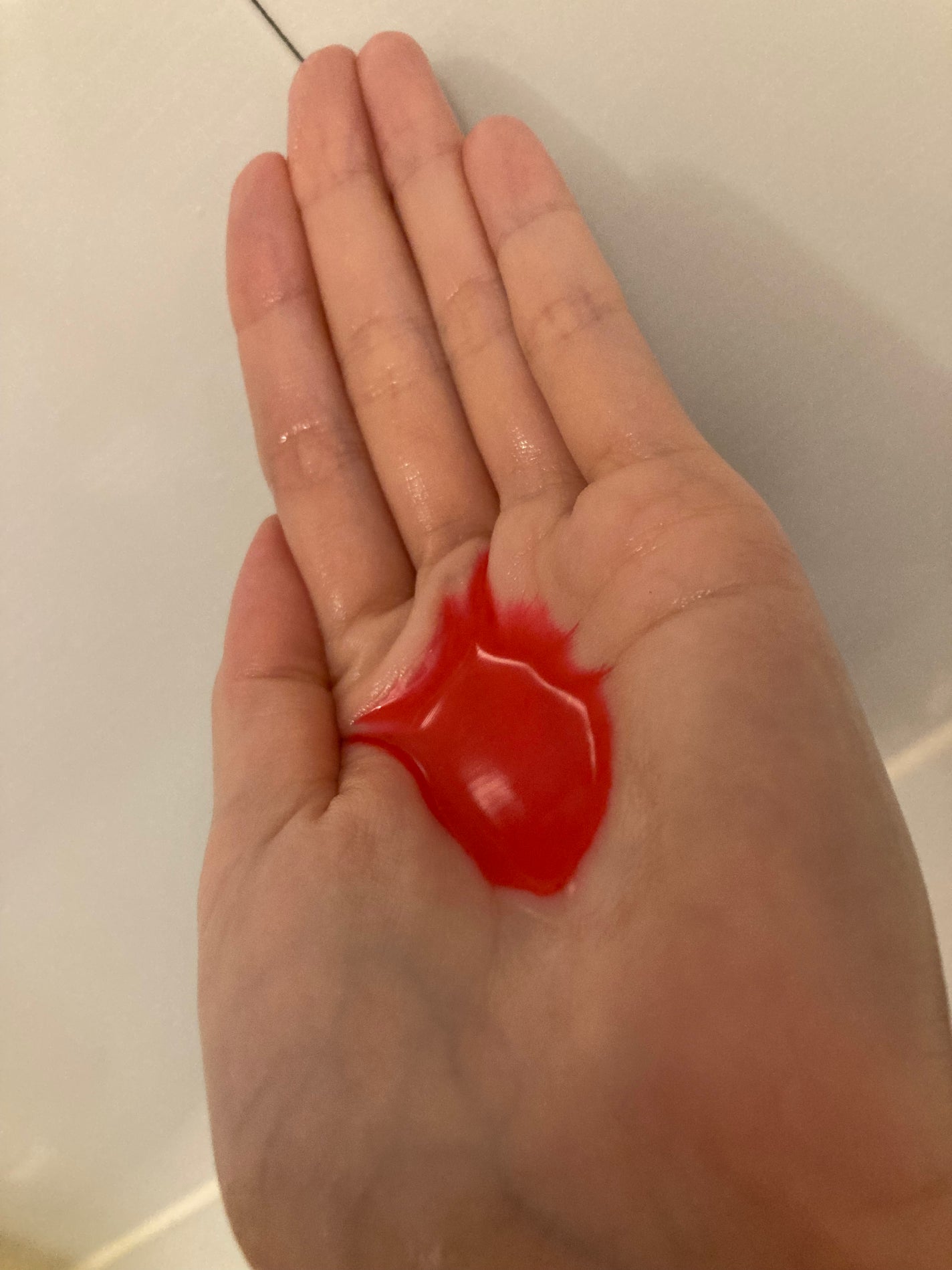 嘘が苦手なくま on LIPS 「ピンクのカラーシャンプー!浴室に着色しにくくちょうどいいです👌..」(6枚目)