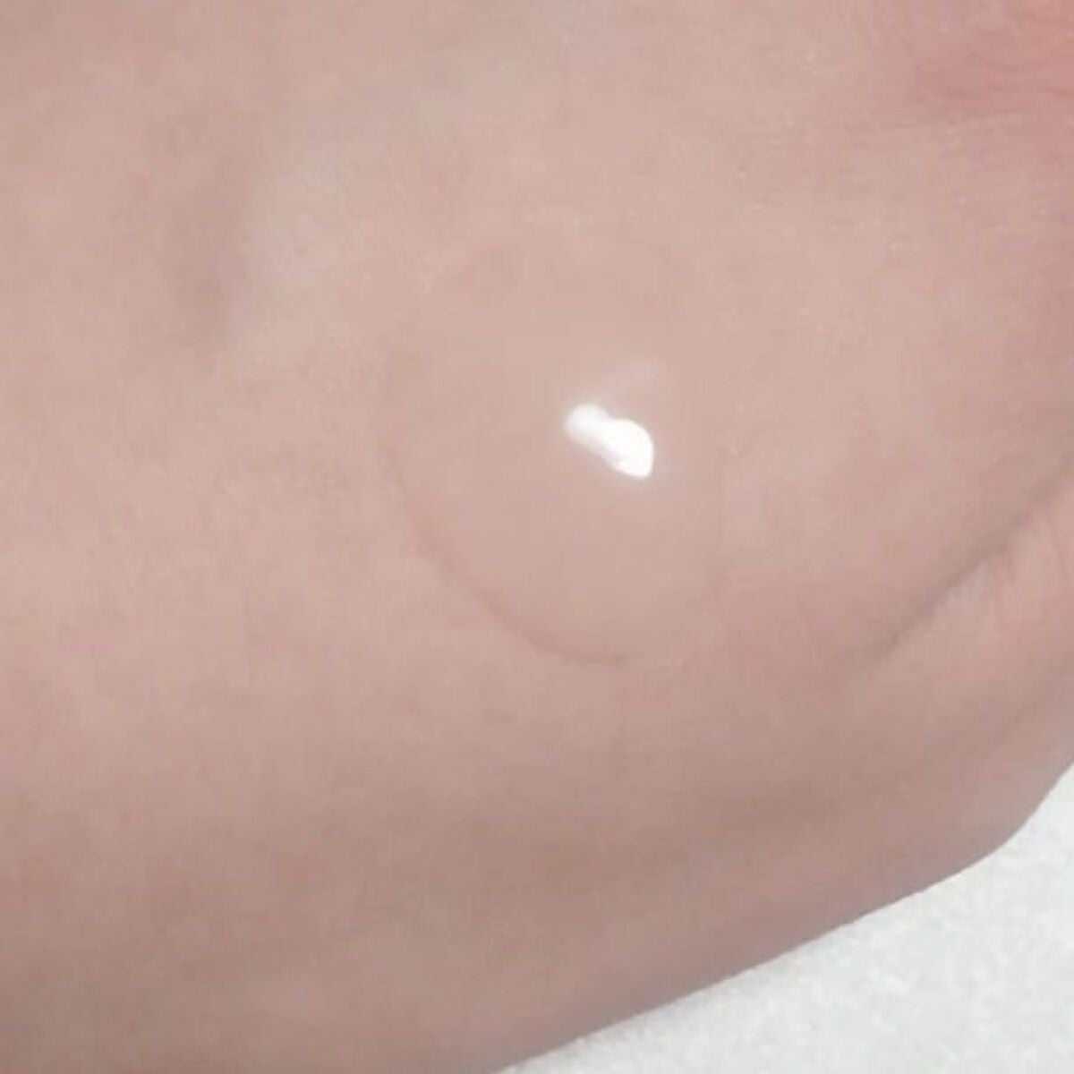 ホワイトロジスト ネオジェネシス ブライトニング コンセントレイト/DECORTÉ/美容液を使ったクチコミ(4枚目)