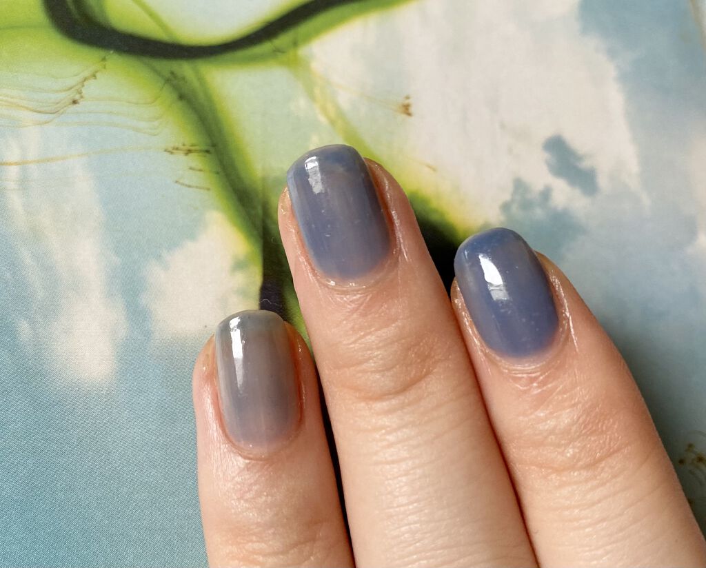 グロウアップネイルカラー [G006]ウォークオンエアー/hince/マニキュアを使ったクチコミ（2枚目）