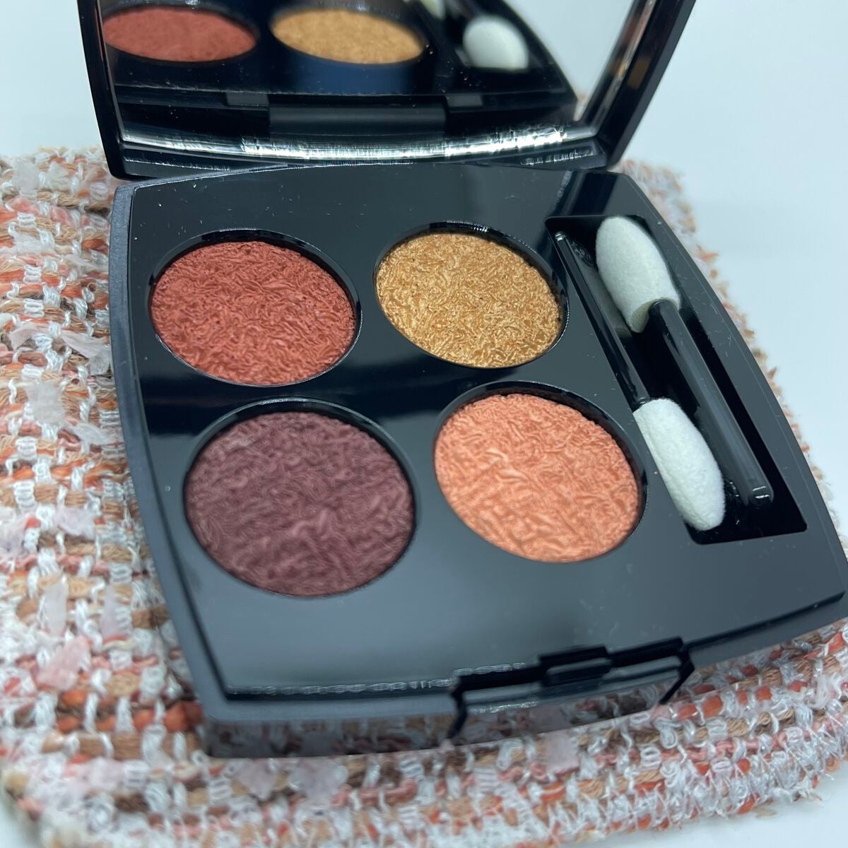 レ キャトル オンブル ツイード/CHANEL/アイシャドウパレットを使ったクチコミ(3枚目)