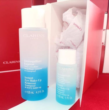 CLARINS デマキヤン エクスプレスのクチコミ「【★★★★高価すぎるのが惜しい】

色　：白と青の2色分離して入っていますが、振って混ぜると水.....」（2枚目）