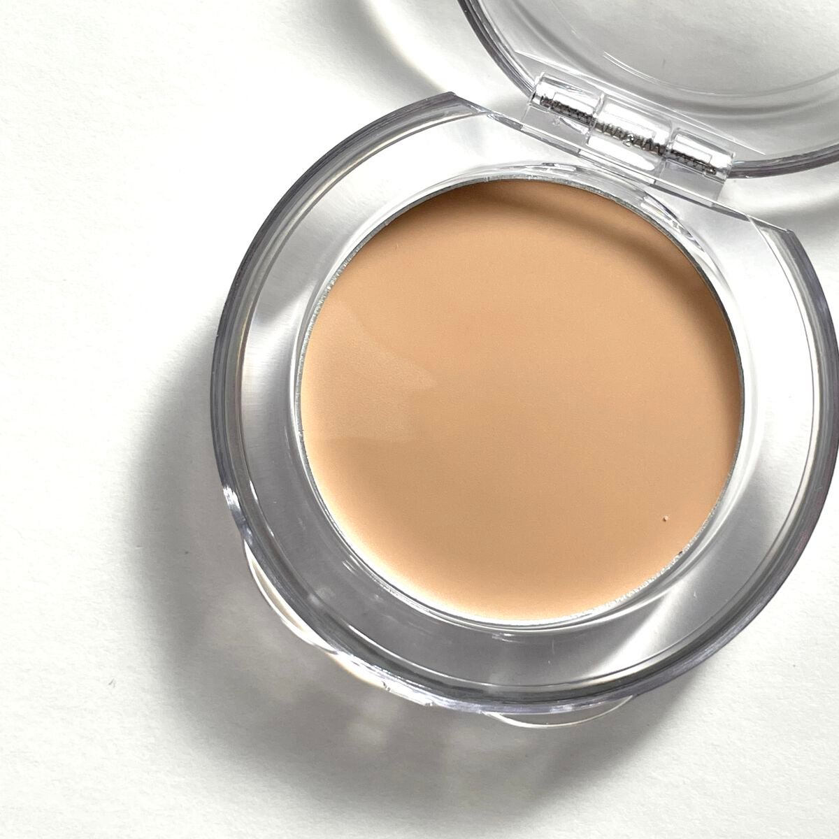 natsumi on LIPS 「.メイクにこだわる多くのコスプレイヤーさんが指名coscosシ..」(2枚目)