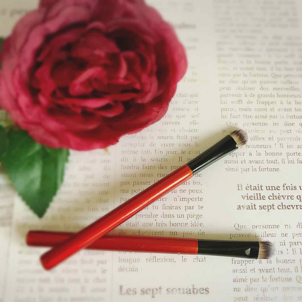 春姫 アイシャドウブラシ/DAISO/メイクブラシを使ったクチコミ(1枚目)