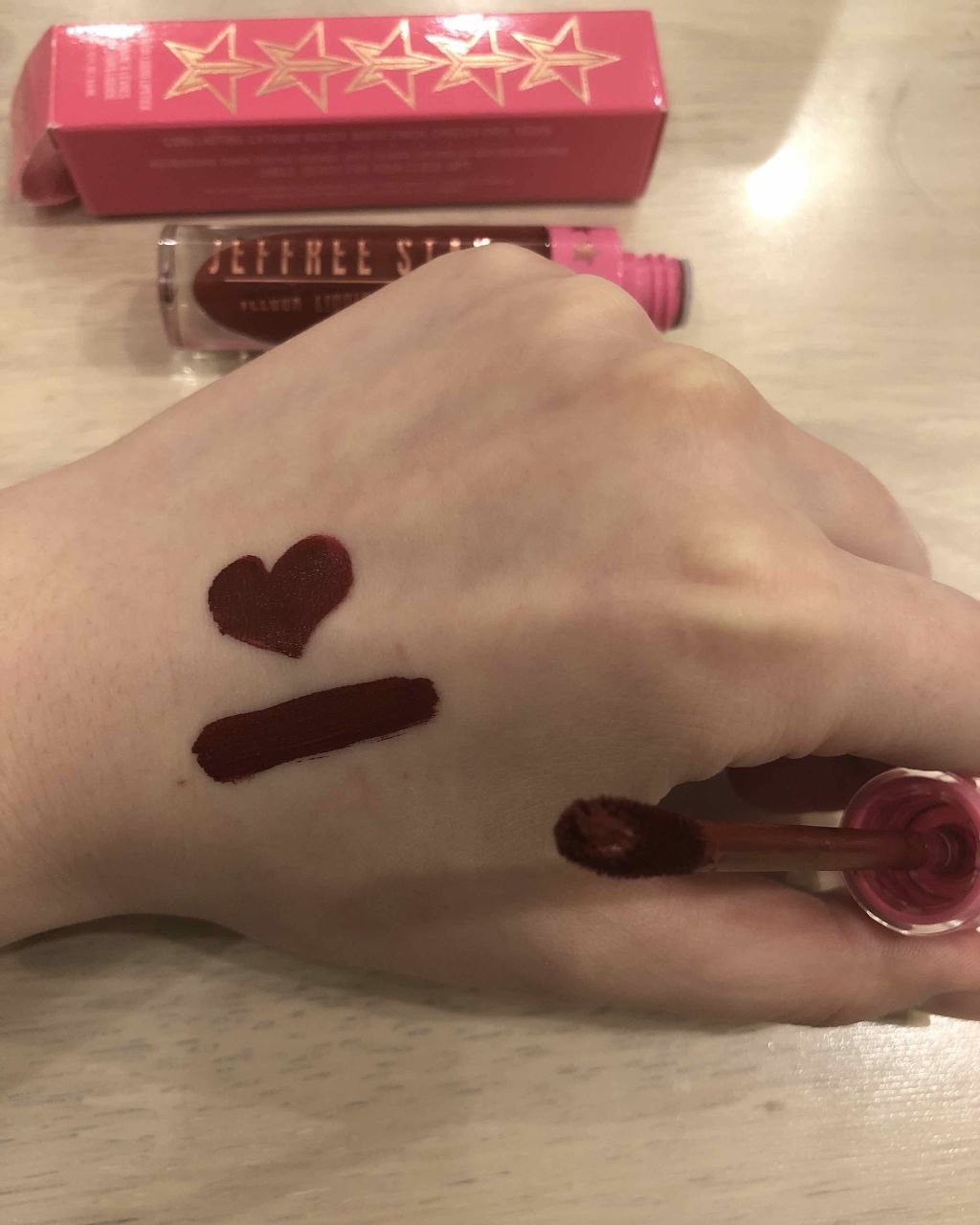 Velour liquid lip stick/Jeffree Star Cosmetics/口紅を使ったクチコミ（2枚目）