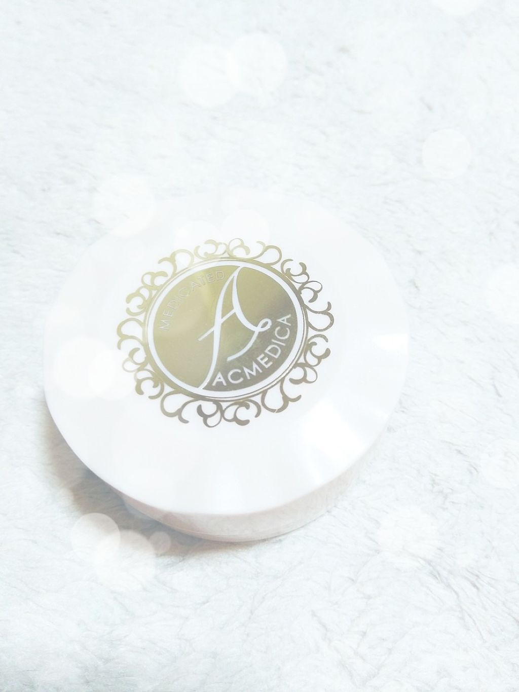 アクメディカ 薬用 フェイスパウダー ナチュラル/ナリスアップ/パウダーファンデーションを使ったクチコミ(1枚目)