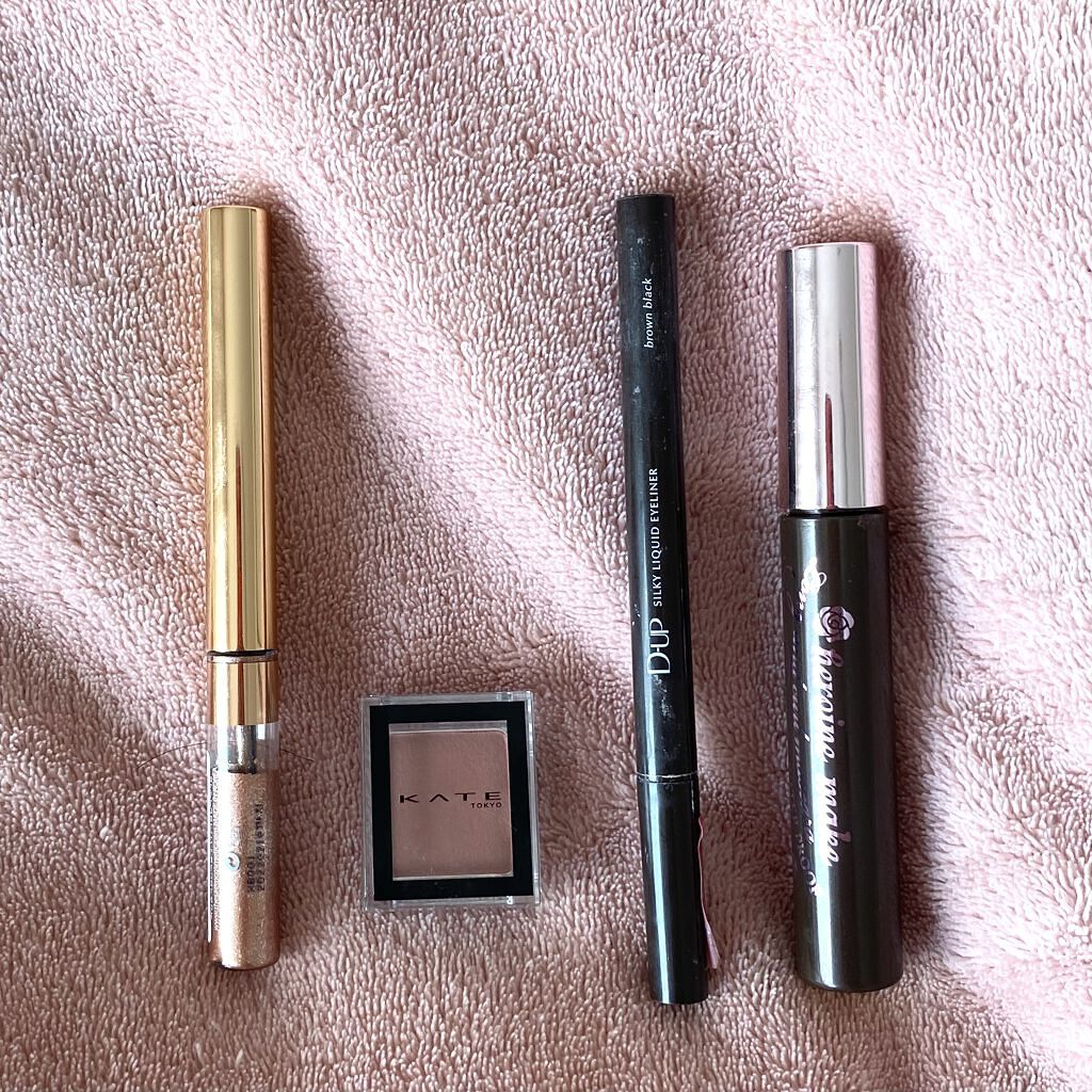 スパークリング アイシャドウ/the SAEM/リキッドアイシャドウを使ったクチコミ（1枚目）