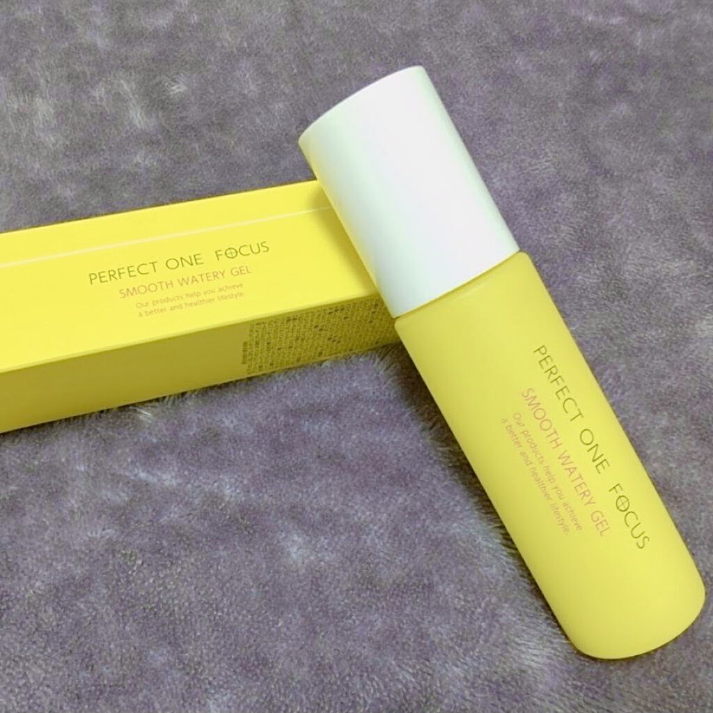 パーフェクトワン フォーカス スムースウォータリージェルのレビューです♪

ジャニーズの中島健人さんが出演しているCMが話題になった、９月に発売したばかりの新商品です！
潤いながら気になる毛穴を引き締めてくれる美容ジェルです♪
洗顔