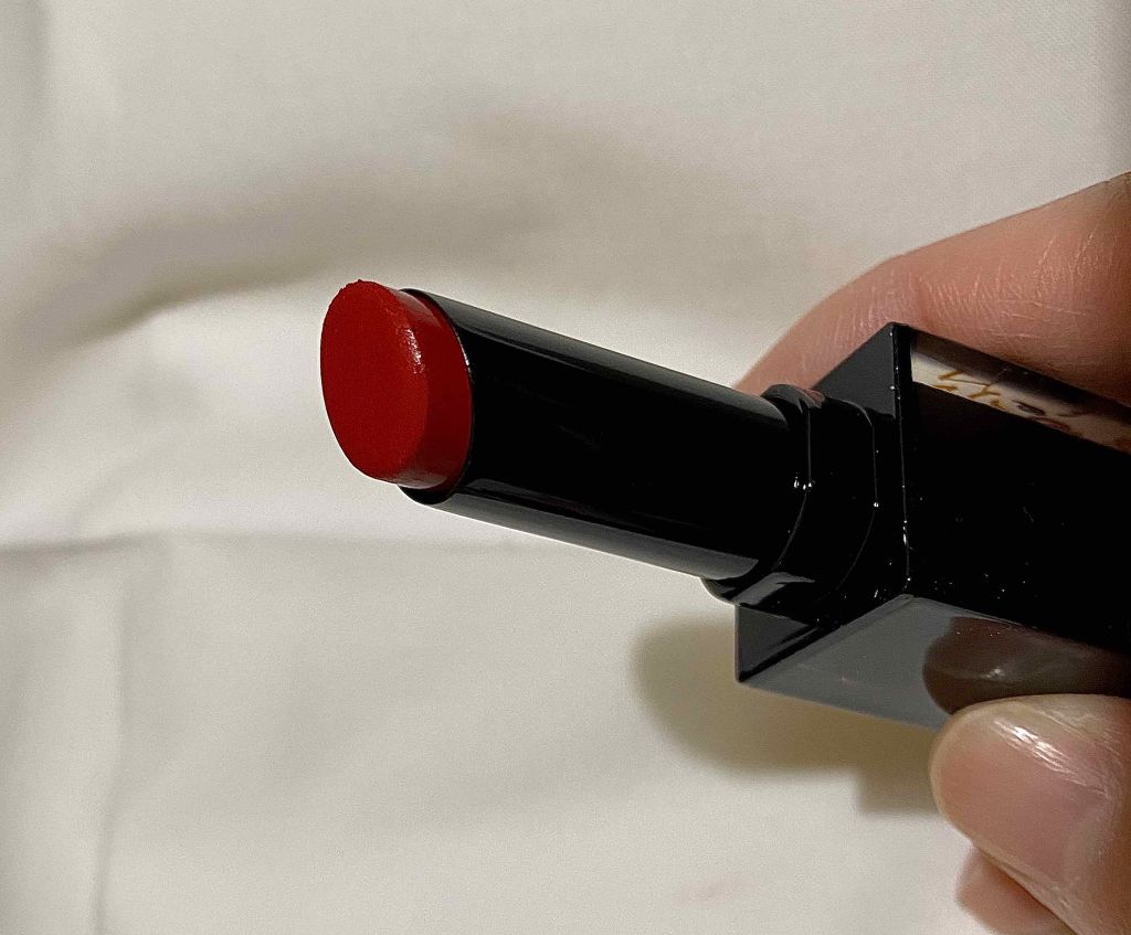 ルージュ アンリミテッド アンプリファイド＜2019年クリスマスコフレ限定＞/shu uemura/口紅を使ったクチコミ（3枚目）