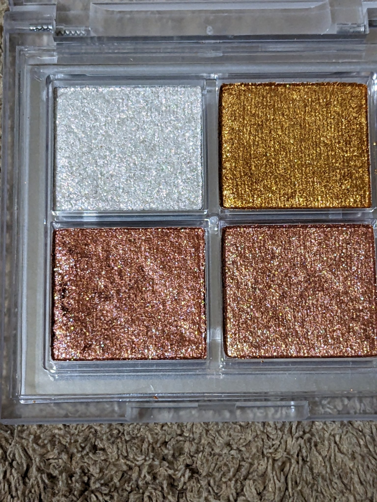 アイシャドウパレット 02 ダストオブスノー/4U2/アイシャドウパレットを使ったクチコミ（3枚目）