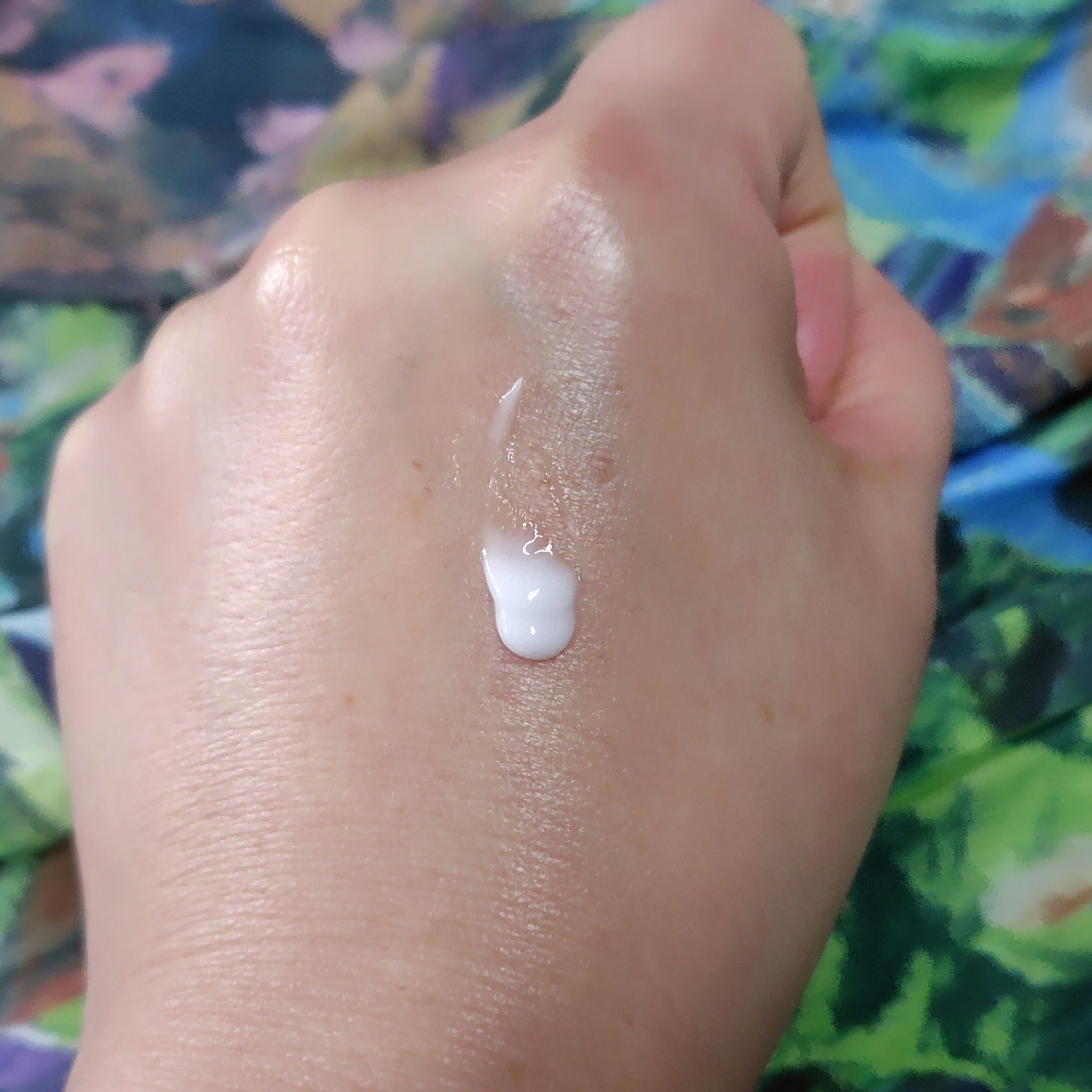 ウォータフルトーンアップサンクリーム/ダルバ/日焼け止めクリームを使ったクチコミ（3枚目）