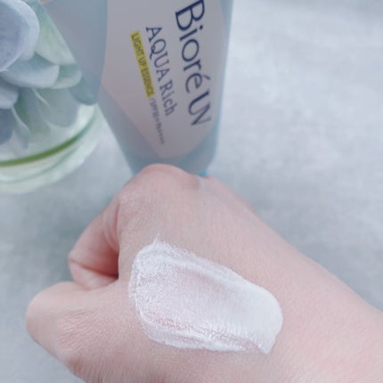 ビオレUV アクアリッチ ライトアップエッセンス/ビオレ/日焼け止めクリームを使ったクチコミ(8枚目)