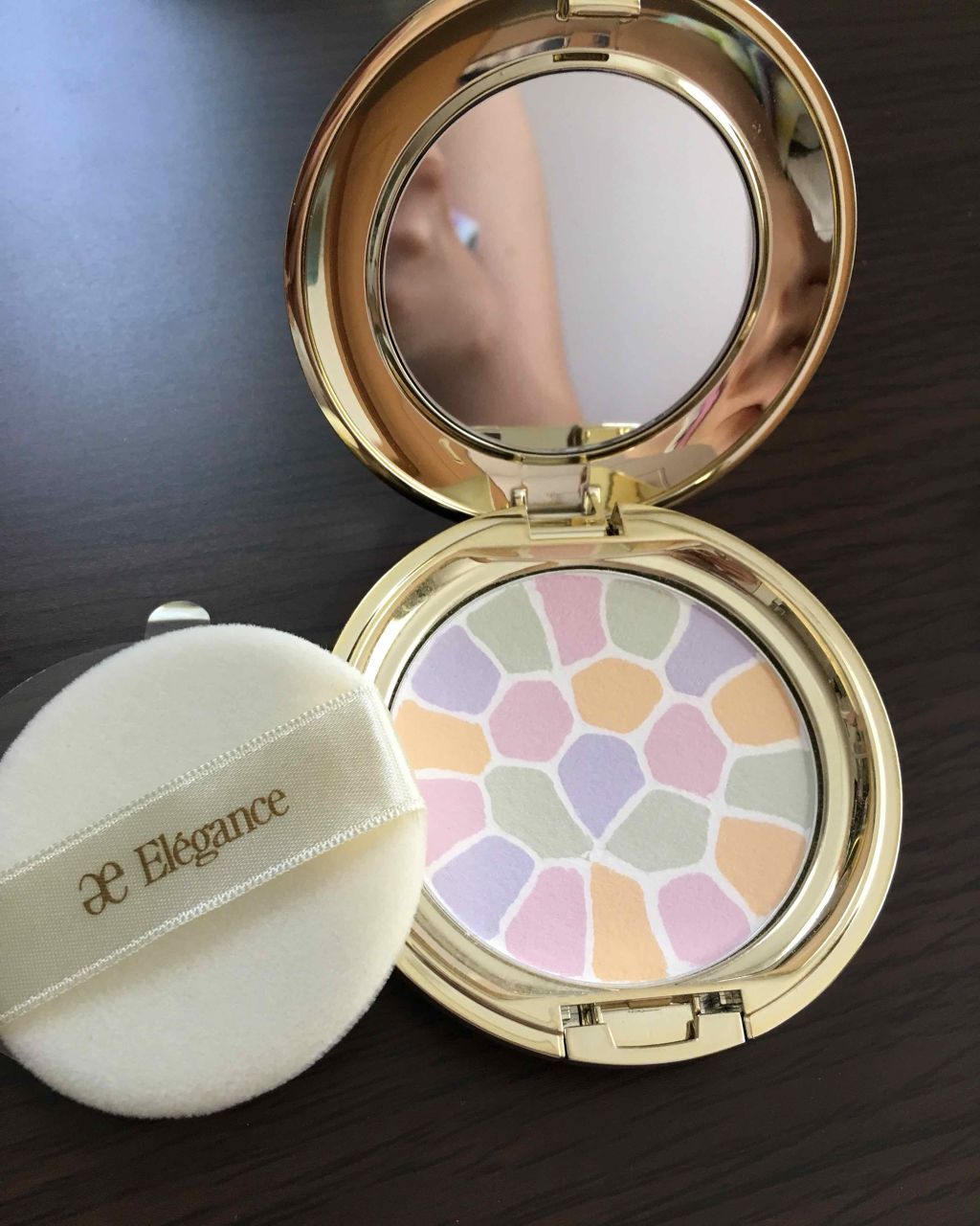 エレガンス ラ プードル オートニュアンス リクスィーズ/Elégance/プレストパウダーを使ったクチコミ（3枚目）