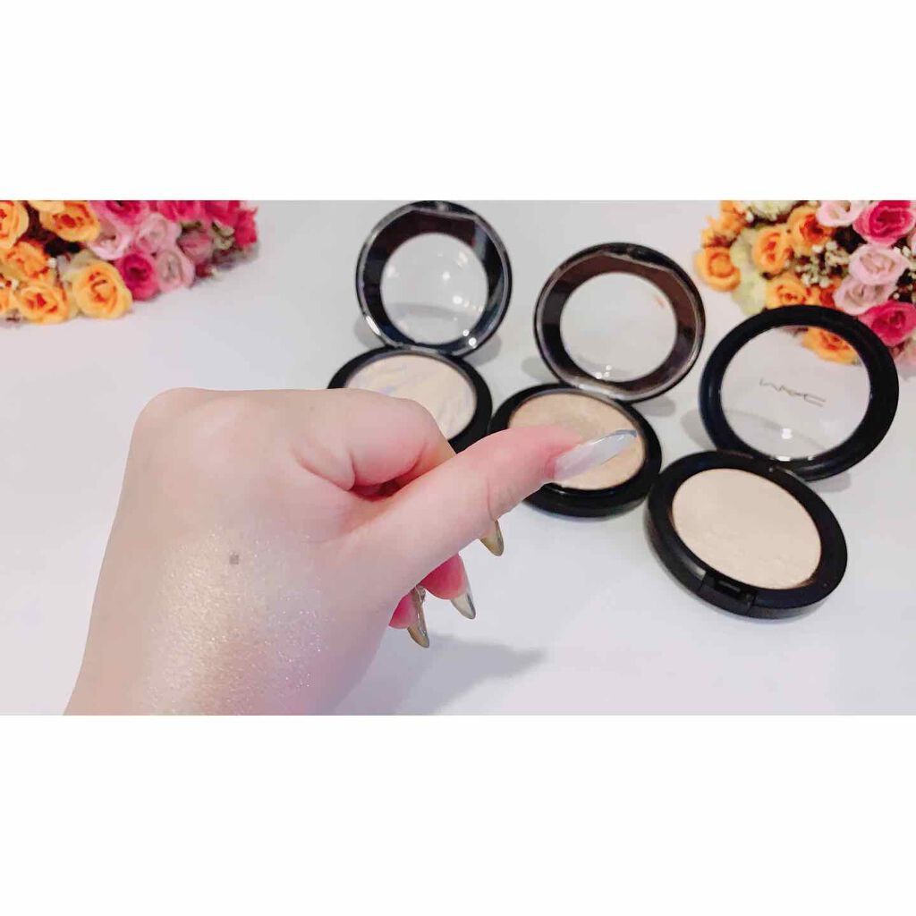 エクストラ ディメンション スキンフィニッシュ/M・A・C/プレストパウダーを使ったクチコミ（3枚目）