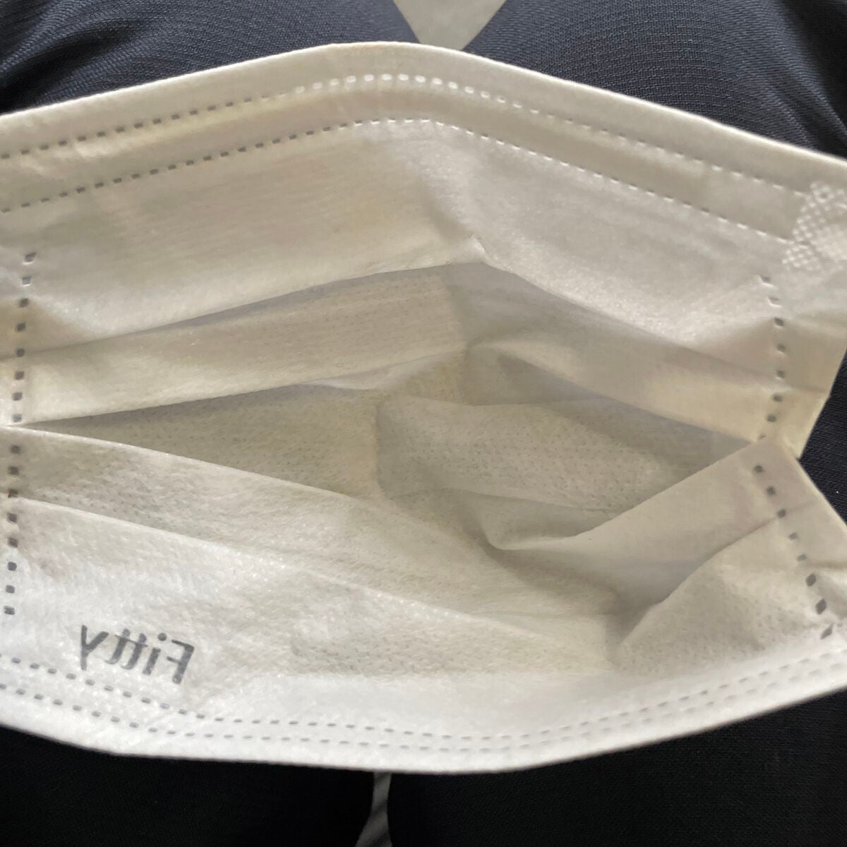 リアルカバーリキッド(ライトグロウ)/KATE/リキッドファンデーションを使ったクチコミ(4枚目)