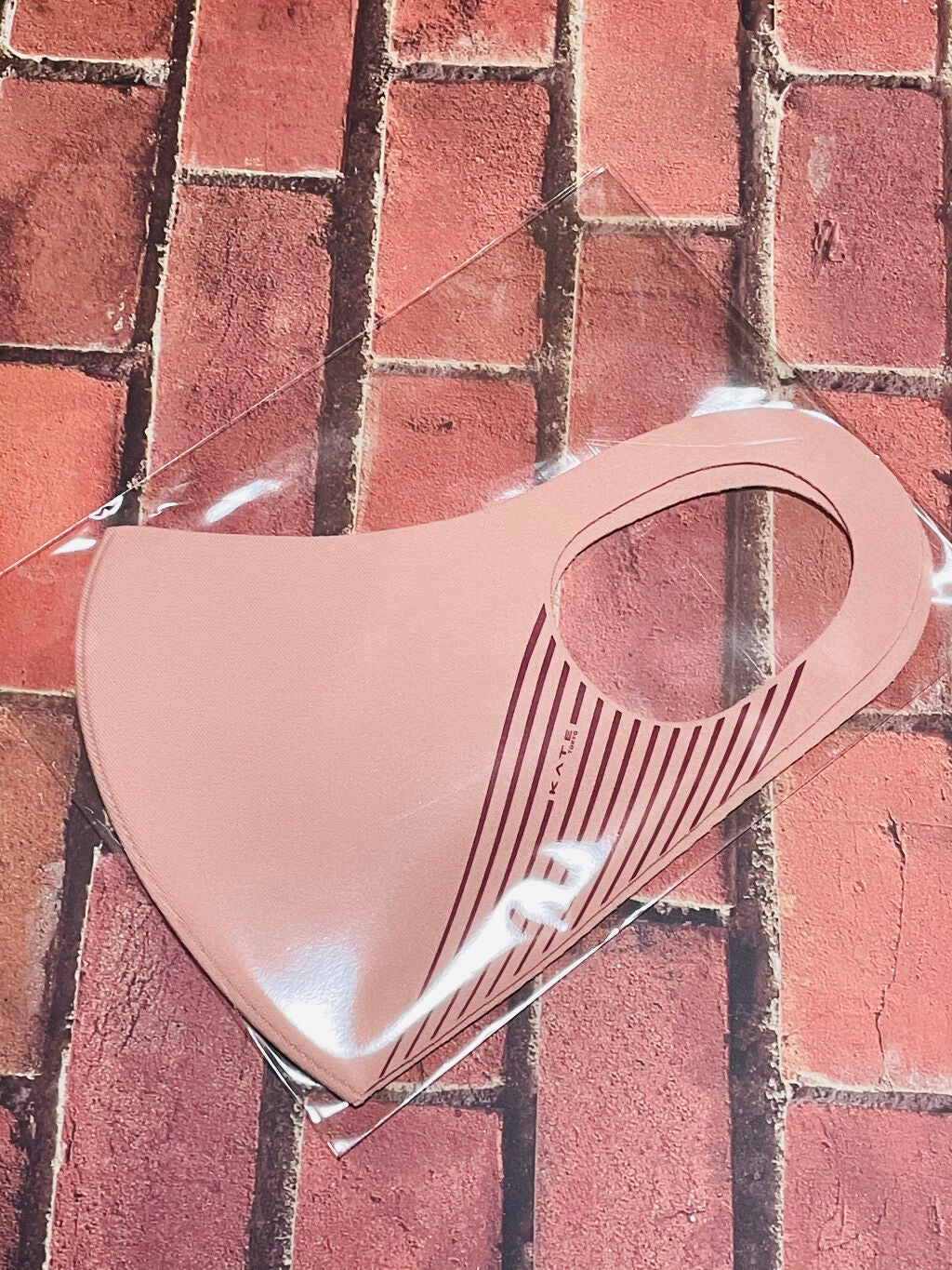 小顔シルエットマスク/KATE/マスクを使ったクチコミ(2枚目)