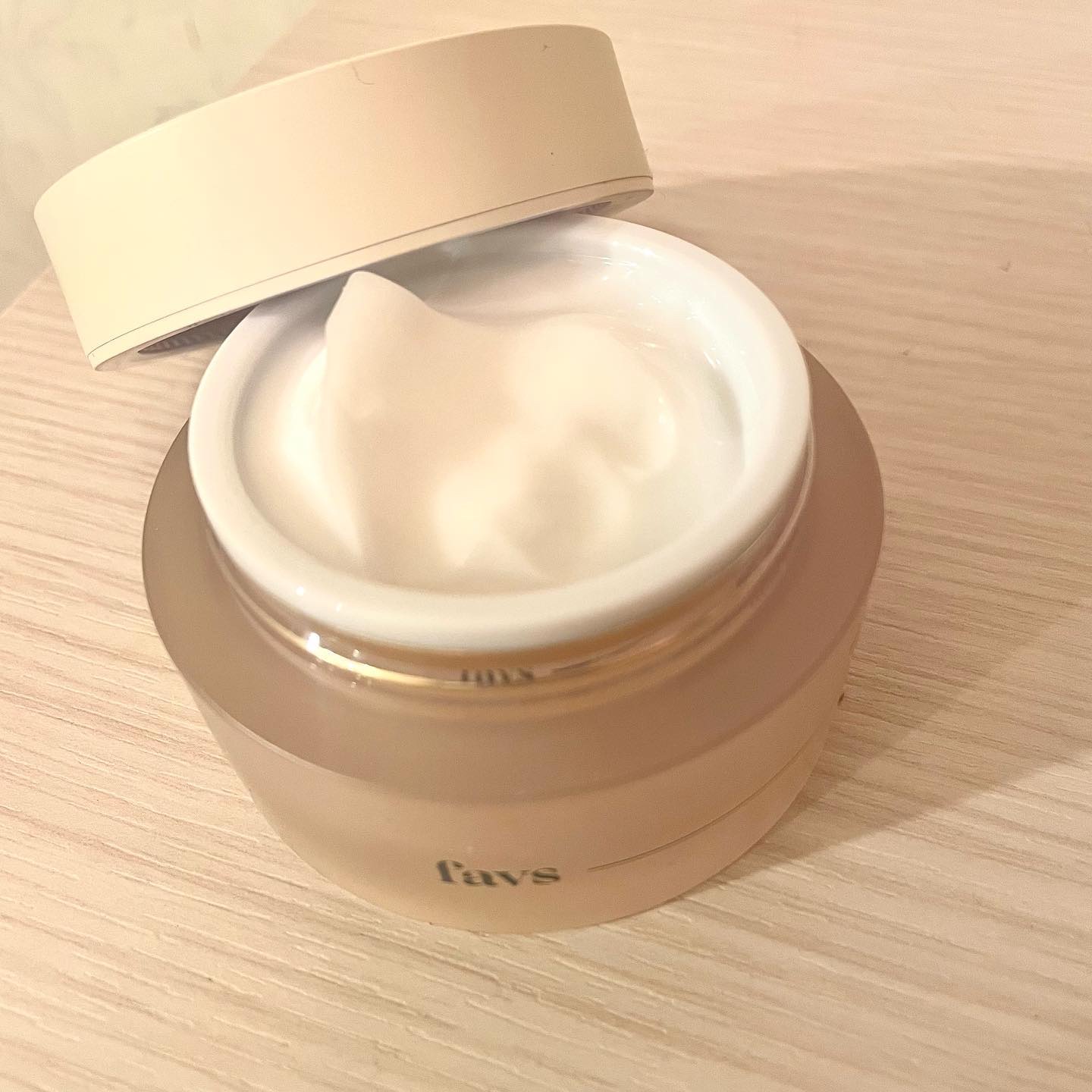 ペプチドハイドレーティングクリーム/favs/フェイスクリームを使ったクチコミ（3枚目）