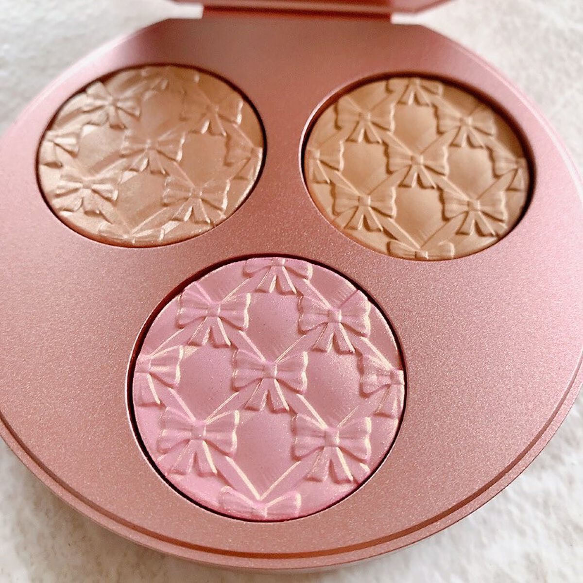 エファベセンス エクストラ ディメンション フェイス コンパクト ライト/M・A・C/パウダーチークを使ったクチコミ（3枚目）