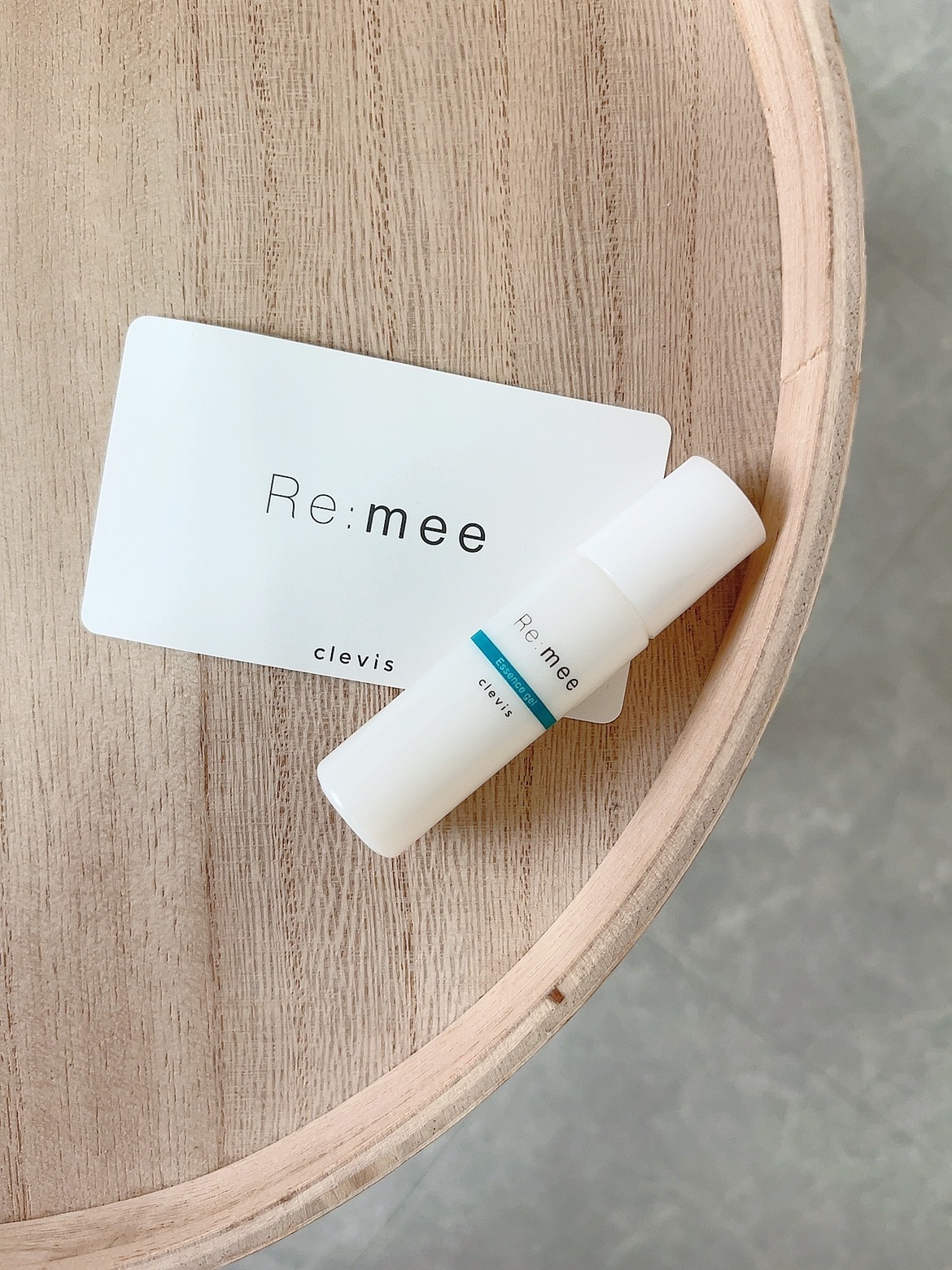 クレビス リ・ミーエッセンスジェルSW サンダルウッドの香り/clevis/美容液を使ったクチコミ（1枚目）