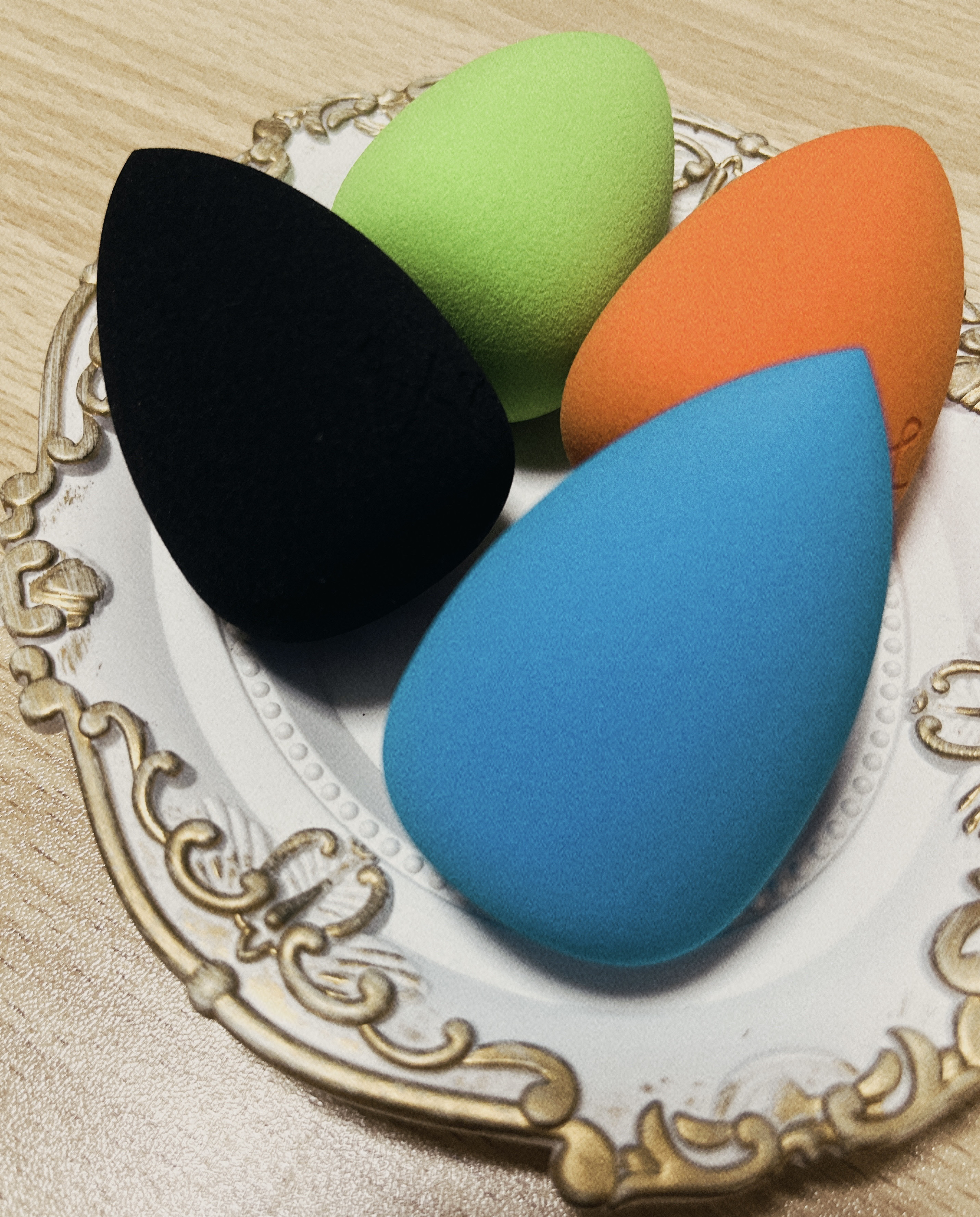 &be ブラックスポンジ ネオンスポンジセット/＆be/パフ・スポンジを使ったクチコミ（3枚目）