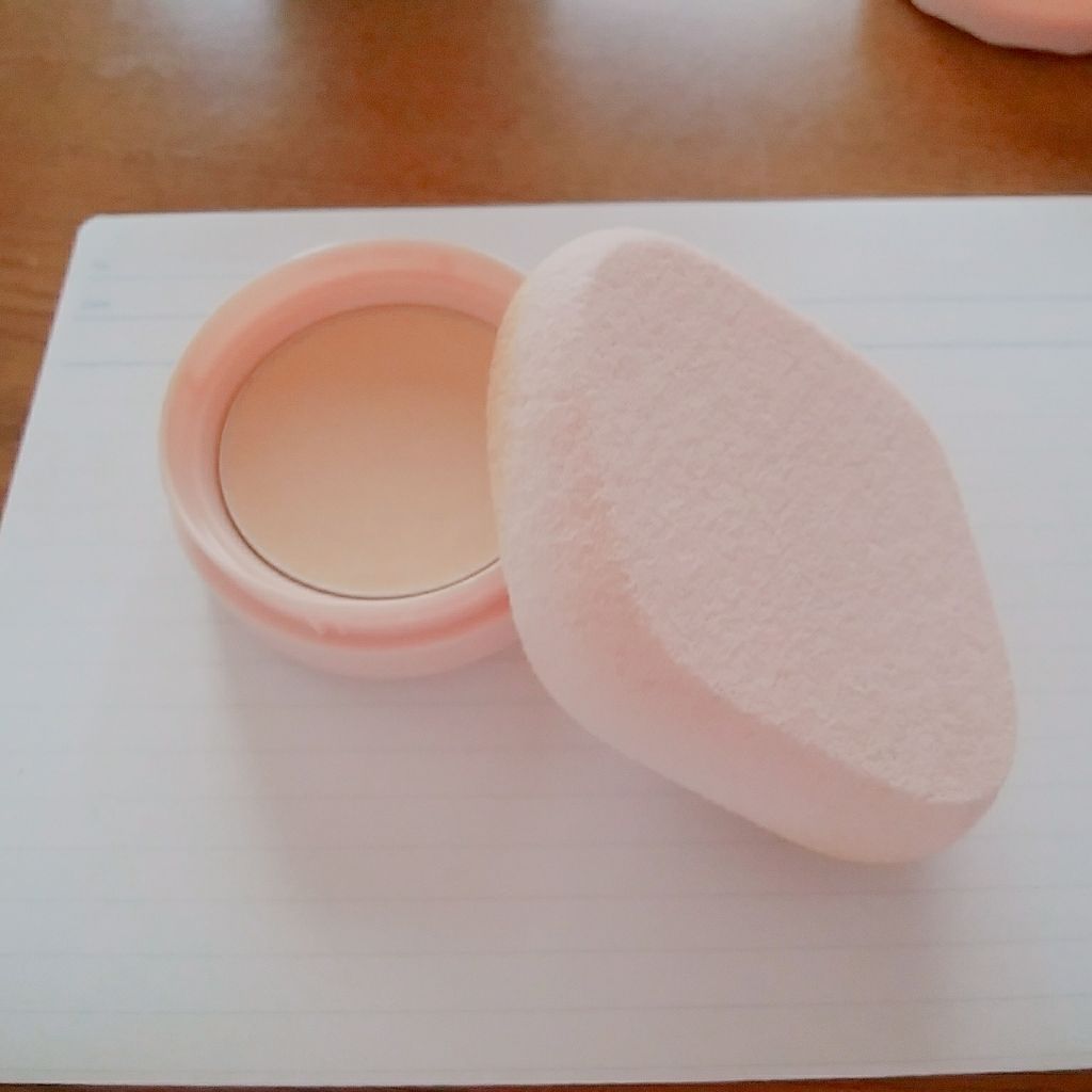 アクメディカ 薬用 フェイスパウダー ナチュラル/ナリスアップ/パウダーファンデーションを使ったクチコミ(3枚目)