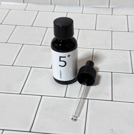 5番 白玉グルタチオンC美容液/numbuzin/美容液を使ったクチコミ(4枚目)