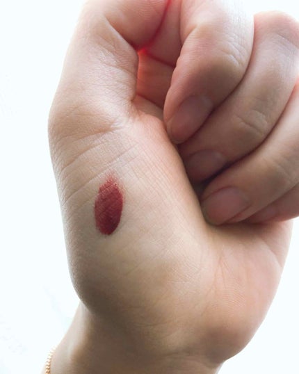 ブリリアントシグネチャー/ロレアル パリ/口紅を使ったクチコミ(2枚目)