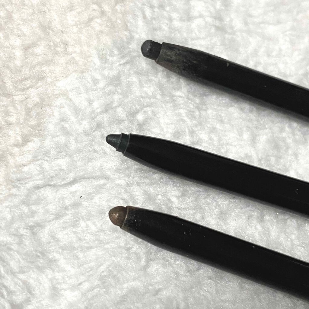 パーフェクトリー ディファインド ジェルアイライナー/BOBBI BROWN/ペンシルアイライナーを使ったクチコミ（2枚目）