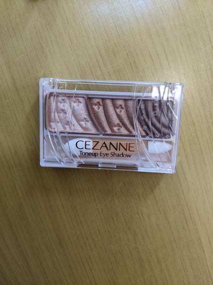トーンアップアイシャドウ/CEZANNE/アイシャドウパレットを使ったクチコミ(2枚目)