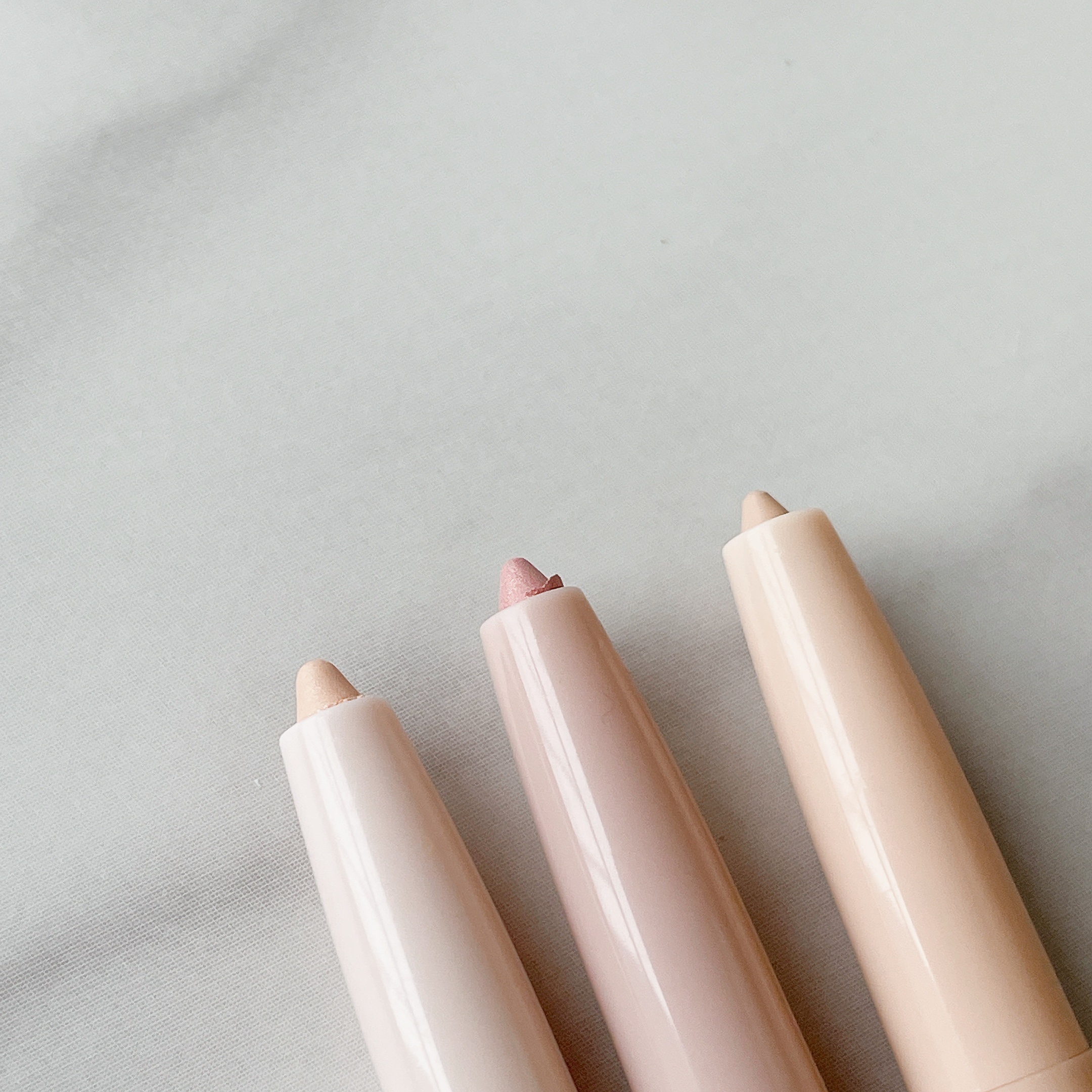 カラーグラム オールインワン涙袋メーカー/Colorgram/ペンシルアイライナーを使ったクチコミ（2枚目）