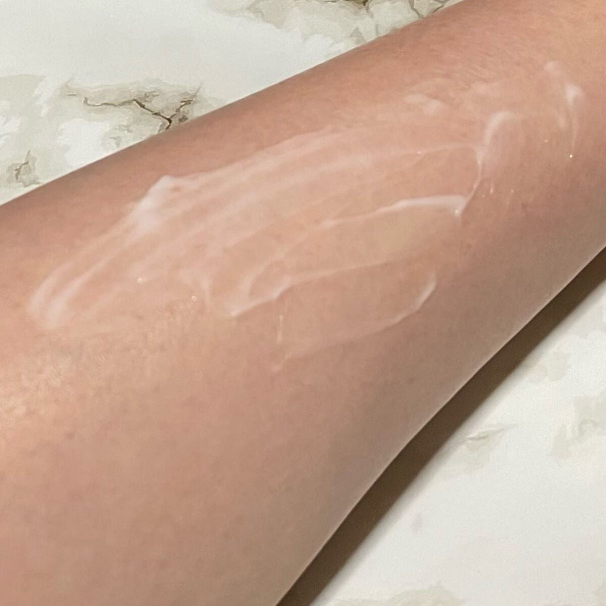 ノルウェー フォーミュラ インテンスリペア CICAボディエマルジョン/Neutrogena/ボディローションを使ったクチコミ(8枚目)